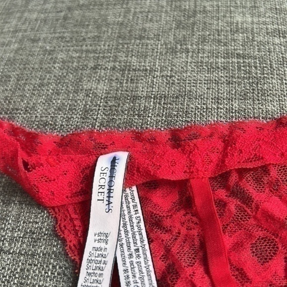 Victoria’s Secret Thongs - Picture 4 of 5